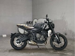 2021 Triumph Trident 660, чёрный, 777000 рублей, вид 2