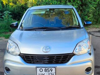 2017 Toyota Passo III, серебристый, 810000 рублей, вид 1
