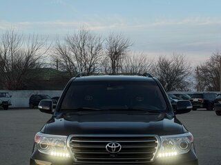 2011 Toyota Land Cruiser 200 Series, чёрный, 3100000 рублей, вид 2