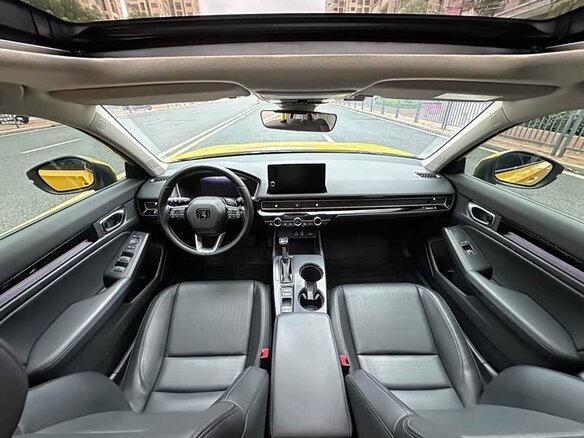 2023 Honda Integra V, жёлтый - вид 9