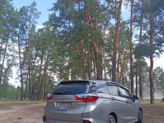 2019 Honda Shuttle II Рестайлинг, серебристый, 1750000 рублей, вид 3