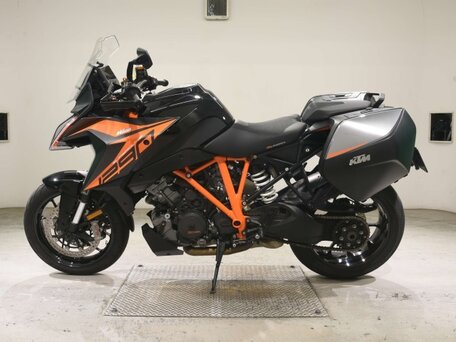 2019 KTM 1290 Super Duke GT, чёрный, 1160000 рублей, вид 5