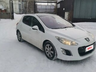 2011 Peugeot 308 I Рестайлинг, белый, 400000 рублей, вид 1