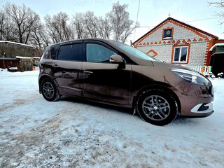 2012 Renault Scenic III Рестайлинг, коричневый, 1270000 рублей, вид 5