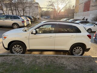 2012 Mitsubishi ASX I, белый, 1000000 рублей, вид 4