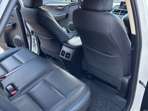 2017 Lexus NX 200t I, белый, 3500000 рублей - вид 7