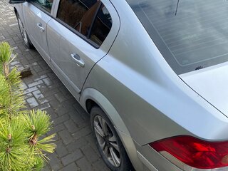 2008 Opel Astra H Рестайлинг, серебристый, 360000 рублей, вид 3