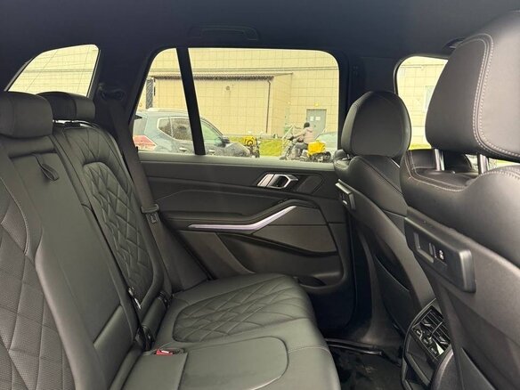 2022 BMW X5 30d IV (G05/G18), чёрный, 8350000 рублей - вид 26