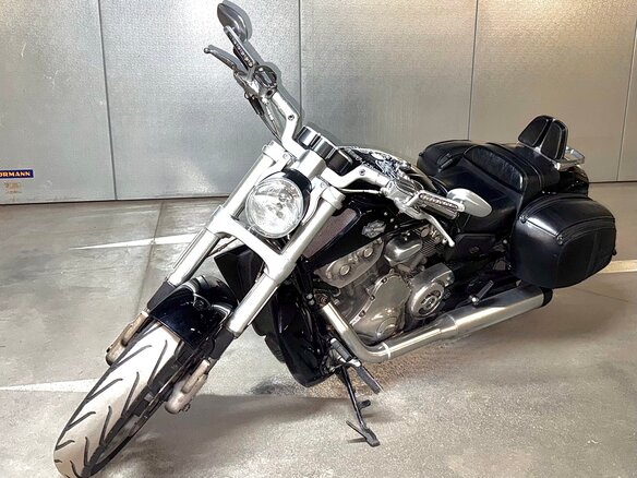 2009 Harley-Davidson V-Rod, чёрный, 1700000 рублей - вид 19