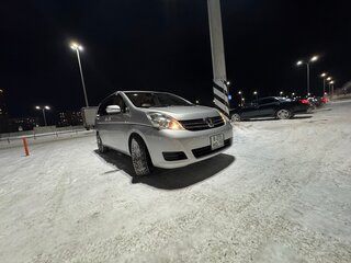2013 Toyota ISis I Рестайлинг, серебристый, 1550000 рублей, вид 3