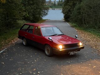 1983 Toyota Corona VII (T140), красный, 275000 рублей, вид 1