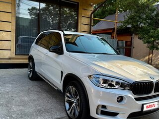 2017 BMW X5 25d III (F15), белый, 3100000 рублей, вид 1