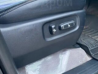 2013 Toyota Land Cruiser 200 Series Рестайлинг 1, чёрный, 4150000 рублей, вид 4