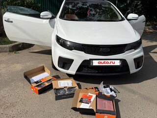 2010 Kia Cerato Koup II, белый, 1200000 рублей, вид 2