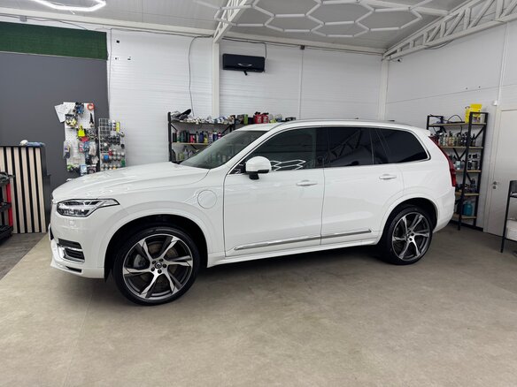 2021 Volvo XC90 Polestar Performance II Рестайлинг 1, белый, 5300000 рублей - вид 8