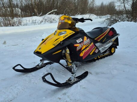 2003 BRP Ski-Doo MXZ Renegade X 800, жёлтый, 395000 рублей, вид 1