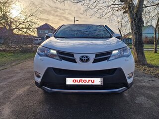 2013 Toyota RAV4 IV (XA40), белый, 1750000 рублей, вид 1