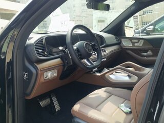 2025 Mercedes-Benz GLS 450 II (X167) Рестайлинг, чёрный, 15045000 рублей, вид 5