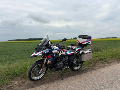 2018 BMW R 1200 GS, белый, 1200000 рублей, вид 5