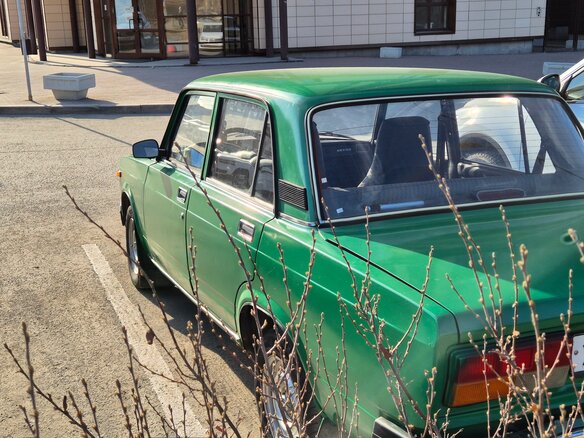 2005 Lada (ВАЗ) 2107, зелёный, 120000 рублей - вид 16