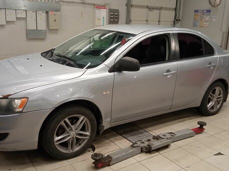 2008 Mitsubishi Lancer X, серебристый, 395000 рублей, вид 1