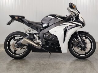 2010 Honda CBR 1000 RR/RA Fireblade, чёрный, 629000 рублей, вид 1