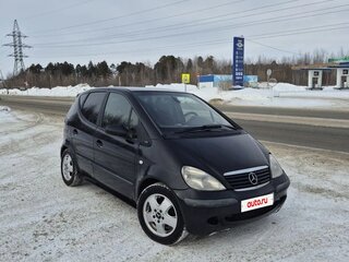 2002 Mercedes-Benz A-Класс 140 I (W168) Рестайлинг, чёрный, 480000 рублей, вид 2