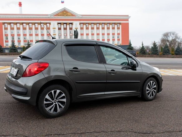 2009 Peugeot 207 I, зелёный, 385000 рублей - вид 4