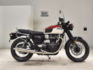2022 Triumph Bonneville T100, белый, 950000 рублей, вид 1
