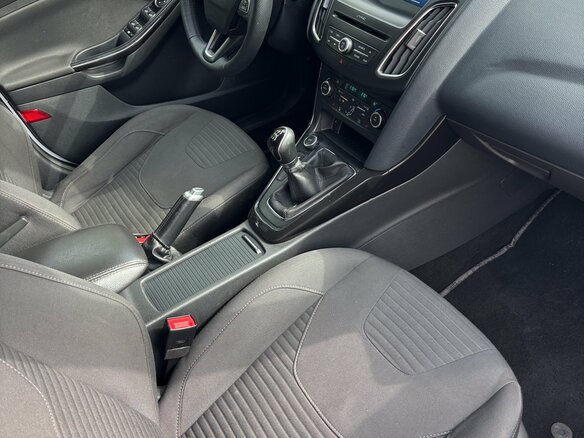 2019 Ford Focus III Рестайлинг, белый - вид 23
