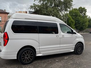 2018 Hyundai Grand Starex I Рестайлинг 2, белый, 5150000 рублей, вид 4