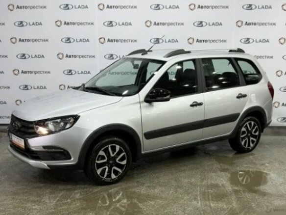 2025 Lada (ВАЗ) Granta Cross I Рестайлинг, серебристый, 1246000 рублей