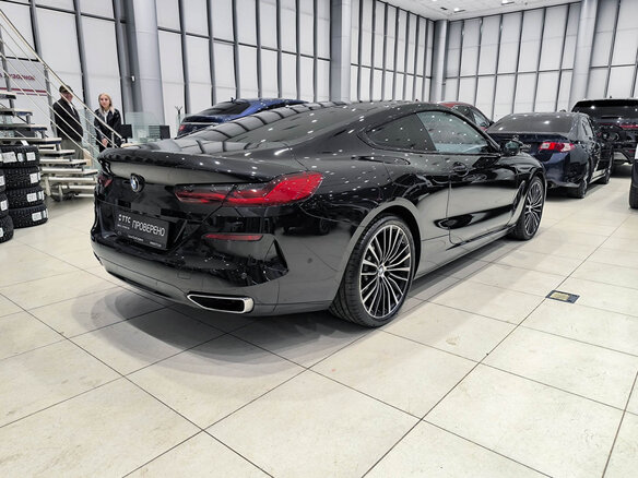 2019 BMW 8 серии 840d xDrive II (G14/G15/G16), чёрный, 6050000 рублей - вид 4