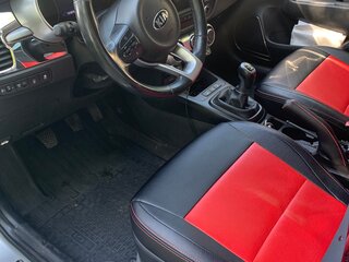 2017 Kia Rio IV, серебристый, 1100000 рублей, вид 5