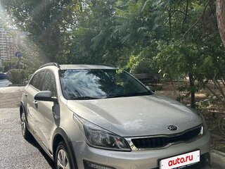 2018 Kia Rio X-Line IV, серебристый, 1450000 рублей, вид 2