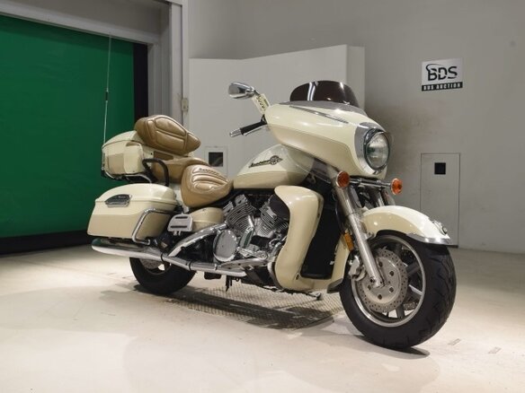 2001 Yamaha Venture Royal, белый, 375000 рублей - вид 2