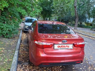 2012 Kia Rio 5-speed III, красный, 450000 рублей, вид 4