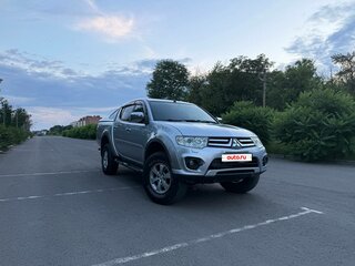 2014 Mitsubishi L200 IV Рестайлинг, серебристый, 1790000 рублей, вид 3
