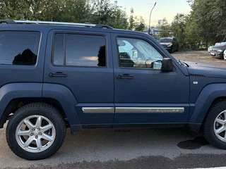 2008 Jeep Cherokee IV (KK), синий, 980000 рублей, вид 3