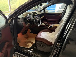 2026 Porsche Cayenne E-Hybrid Coupé III Рестайлинг, чёрный, 24499000 рублей, вид 4