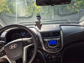2012 Hyundai Solaris I, фиолетовый, 650000 рублей, вид 2