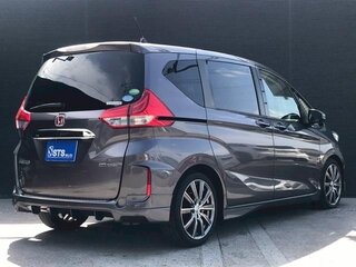 2017 Honda Freed II, серый, 1220000 рублей, вид 4