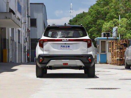 2026 Kia Seltos I Рестайлинг, белый, 2070000 рублей, вид 5