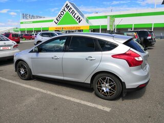 2011 Ford Focus III, серебристый, 710000 рублей, вид 4