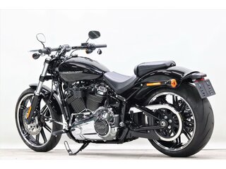 2021 Harley-Davidson Breakout, чёрный, 1900000 рублей, вид 3