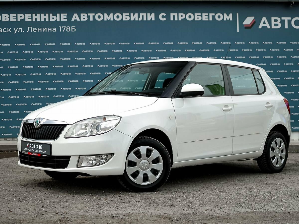 Открыть фотографии: Skoda Fabia II Рестайлинг