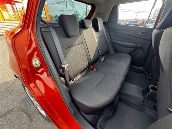 2022 Suzuki Swift V Рестайлинг, оранжевый, 750325 рублей - вид 20