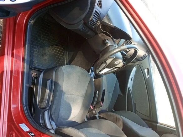 2011 Hyundai Solaris I, красный, 770000 рублей - вид 20