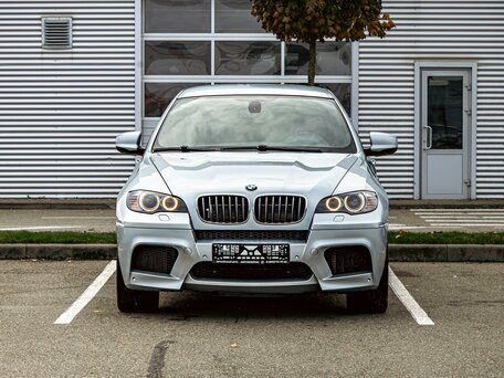 2011 BMW X6 M I (E71), серебристый, 1665000 рублей, вид 2