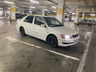 1999 Toyota Vista V (V50), белый, 310000 рублей, вид 4